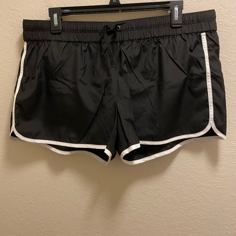 Old Navy Black Athletic Shorts New Without Tag Size Large